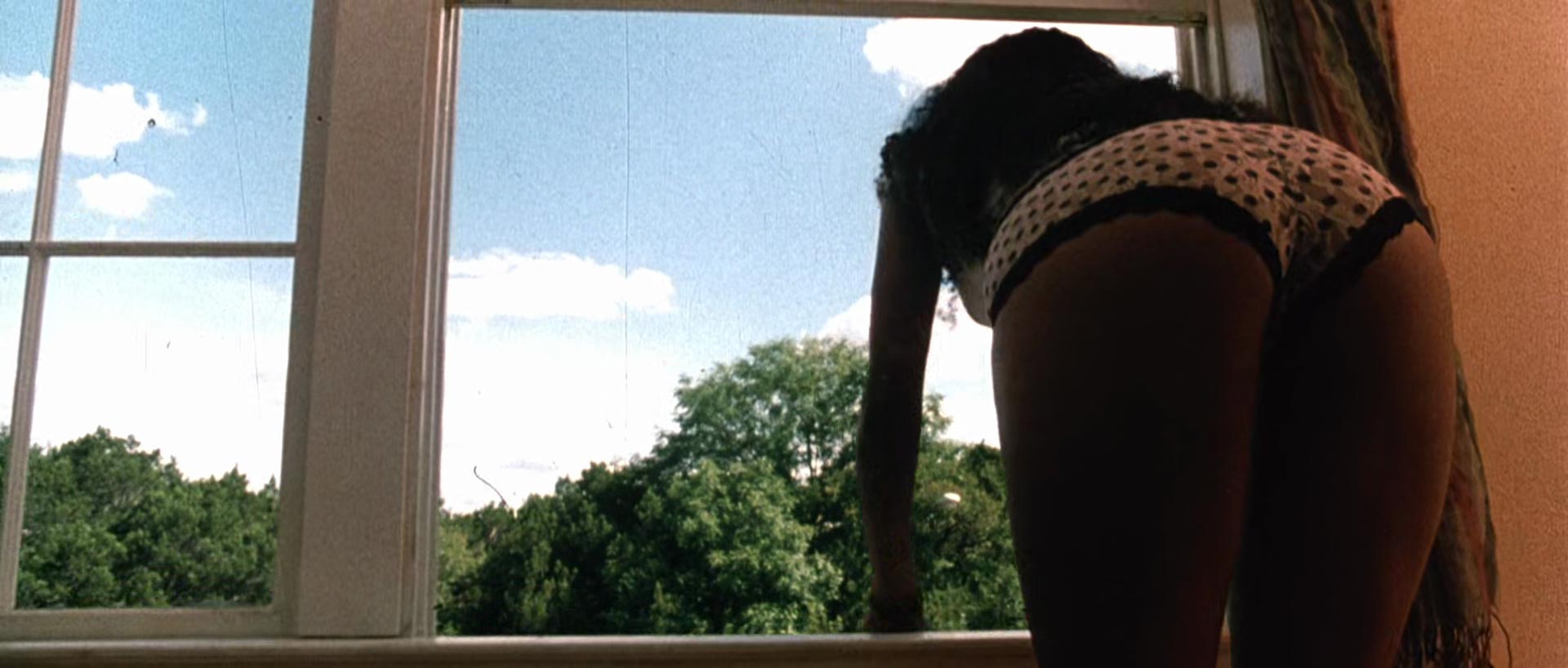 Sydney Tamiia Poitier's ass in Death Proof!