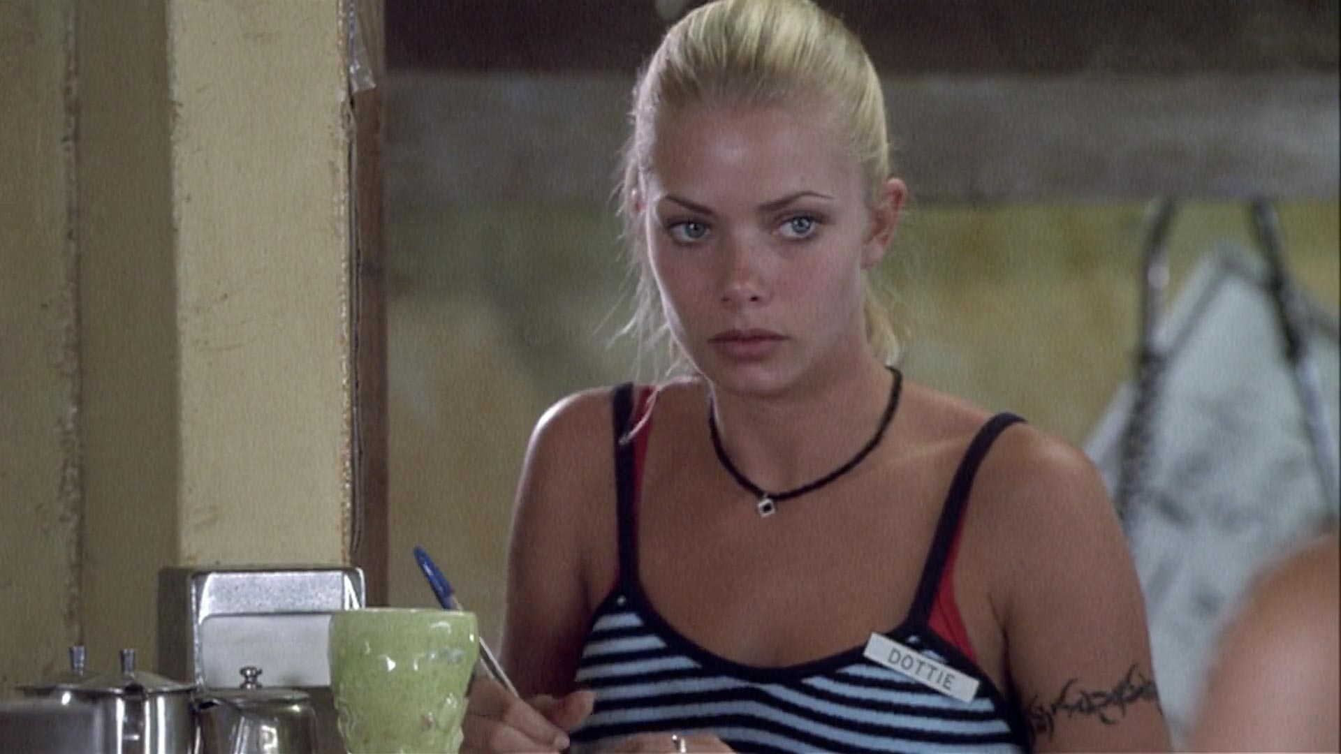 Jaime Pressly in Desert Heat