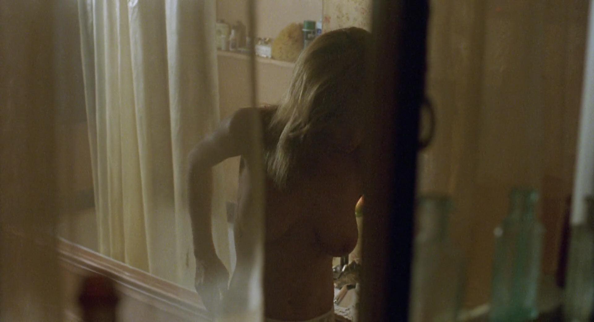 Rosanna Arquette nude in Nowhere To Run