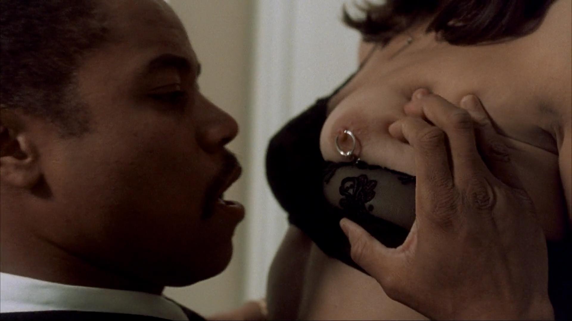Cuba Gooding jr. and Ashley Laurence in A Murder of Crows