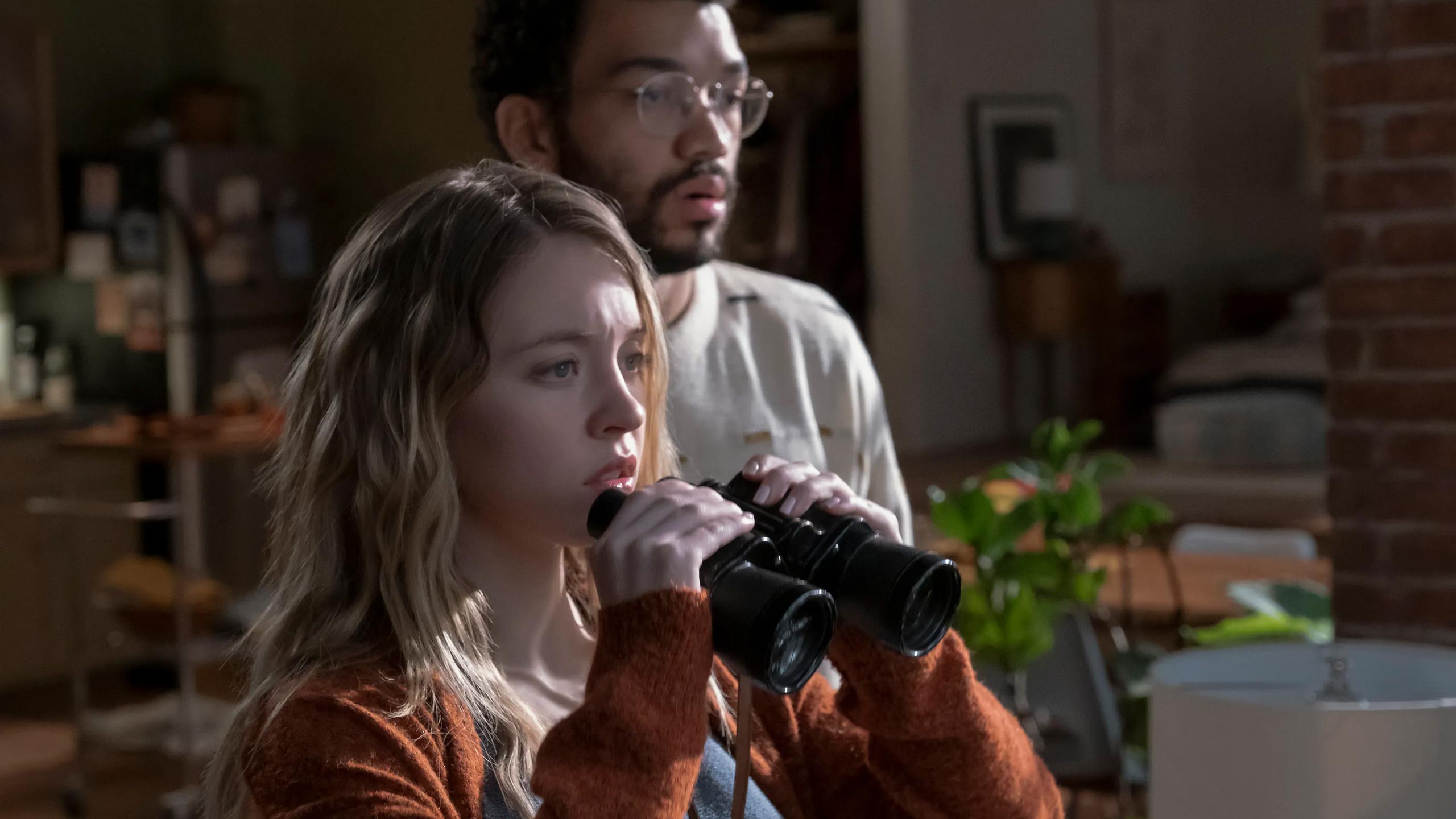 Sydney Sweeney and Justice Smith in The Voyeurs