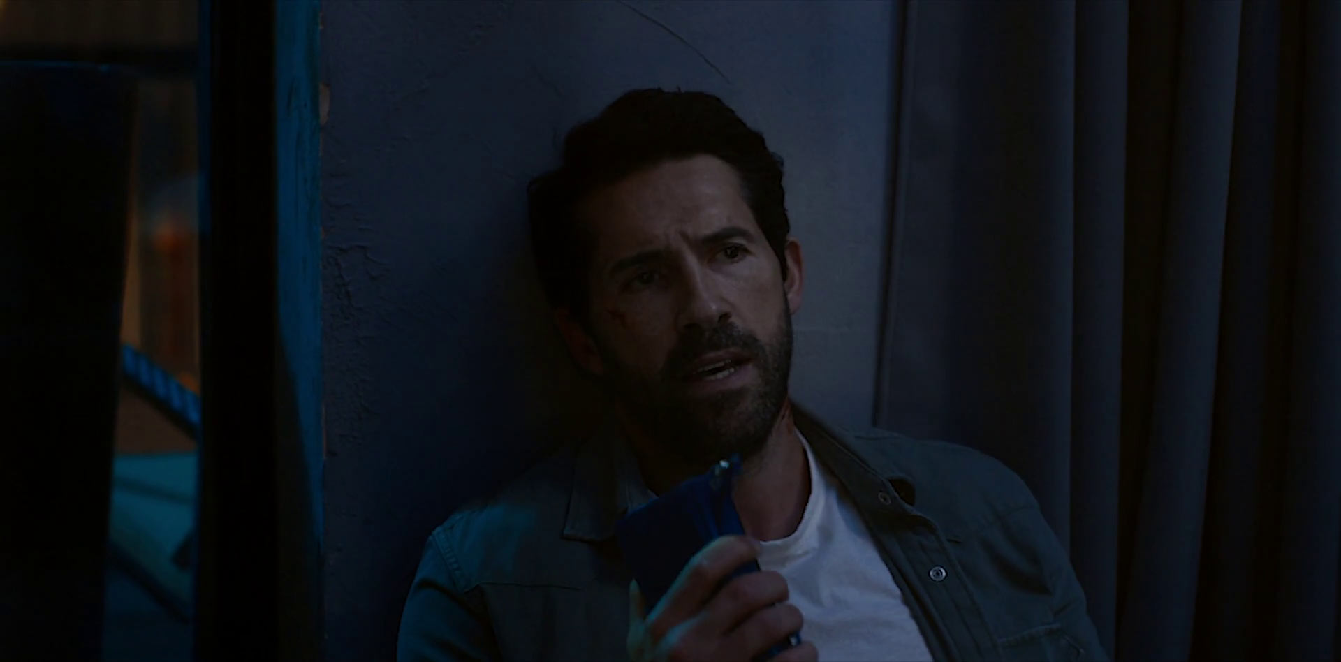 Scott Adkins in Take Cover