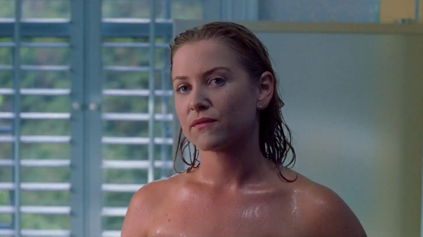 Jessica Capshaw as Dorothy in Valentine