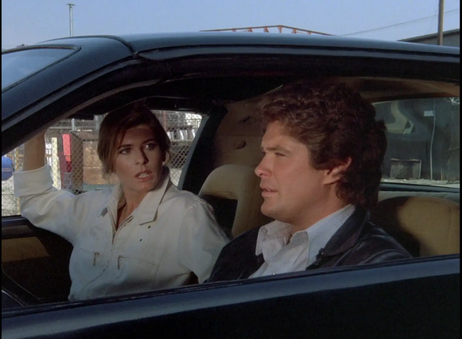 Patricia McPherson and David Hasselhoff in Knight Rider: Trust Doesn't Rust